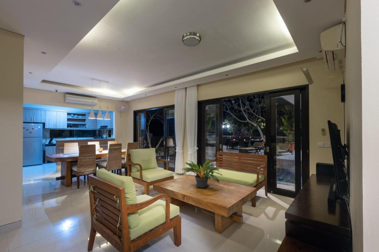 Villa Mayasari 6 Bed Rooms Nusa Dua  Bagian luar foto